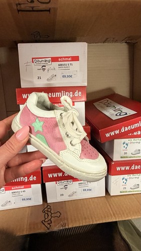 Paar kinderschuhe - 60,